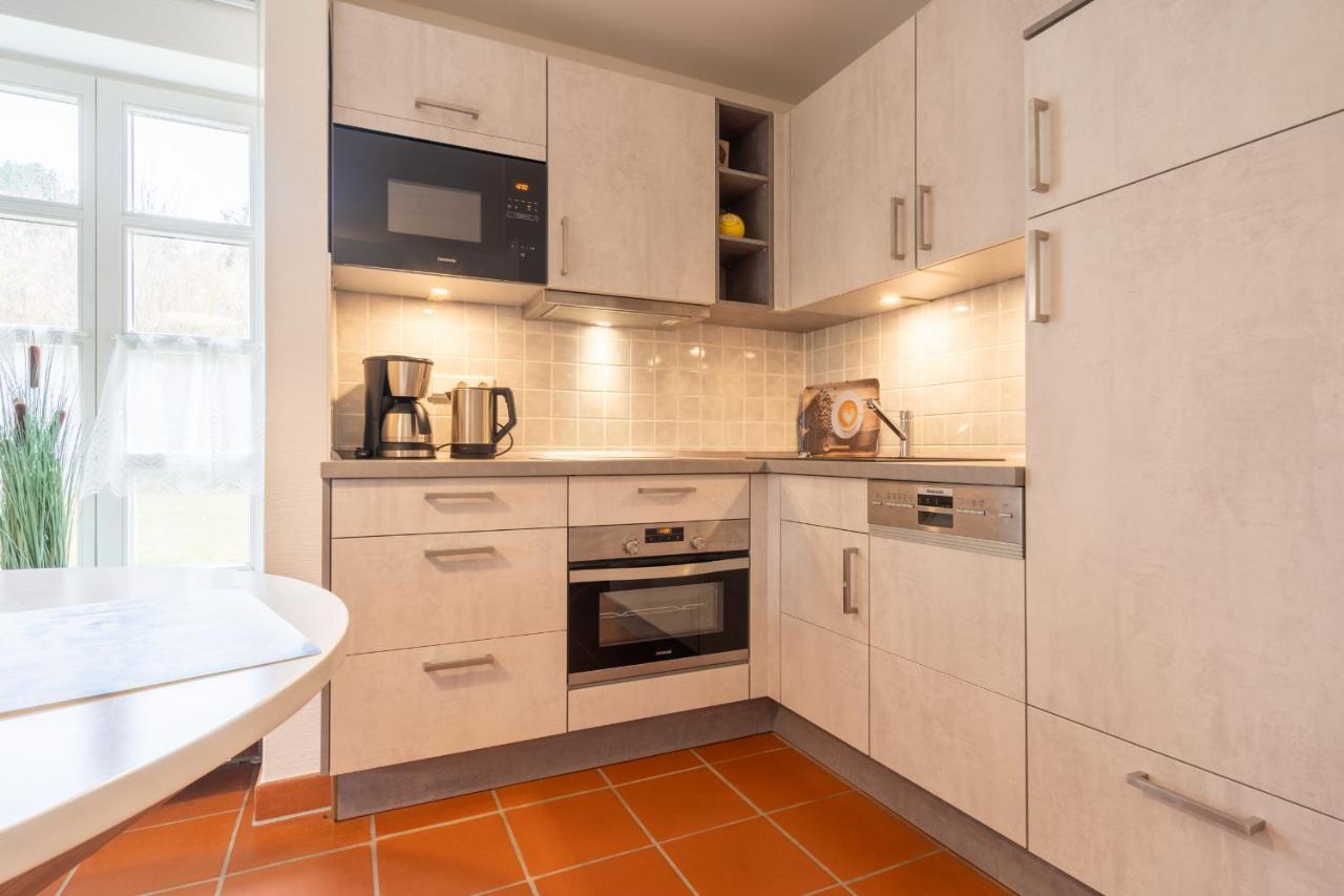 Feriendorf Rugana - Komfort Appartement Mit 1 Schlafzimmer Und Terrasse B47 Dranske Kültér fotó